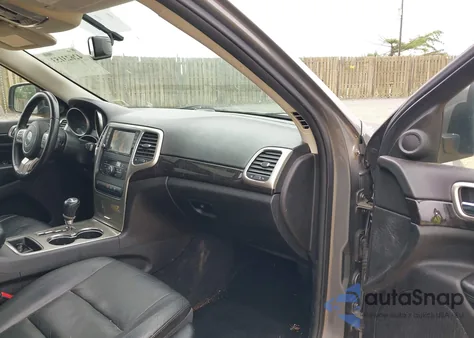 2013 Jeep Grand Cherokee Laredo z USA, uszkodzony, nr VIN 1C4RJFAG3DC556035